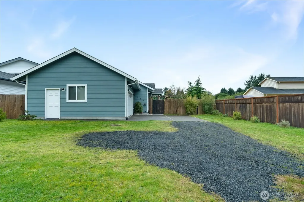 329 Cockle Street SW Ocean Shores WA 98569