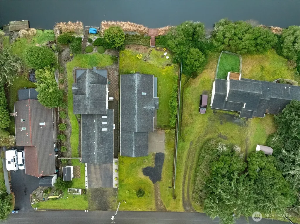 329 Cockle Street SW Ocean Shores WA 98569