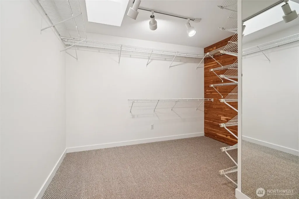 1114 2nd Avenue N Seattle WA 98109