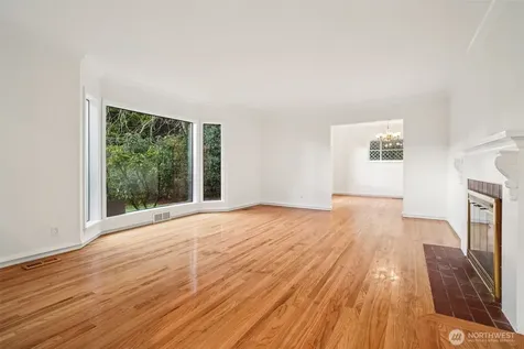 1114 2nd Avenue N Seattle WA 98109