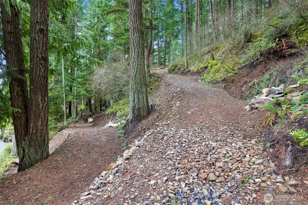 3071 Hales Passage Drive Lummi Island WA 98262