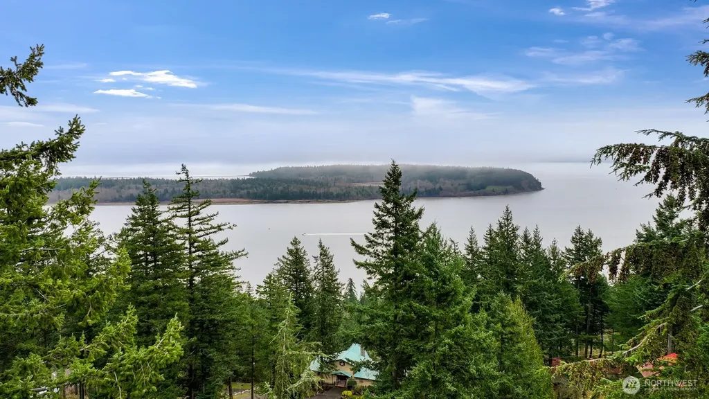3073 Hales Passage Drive Lummi Island WA 98262