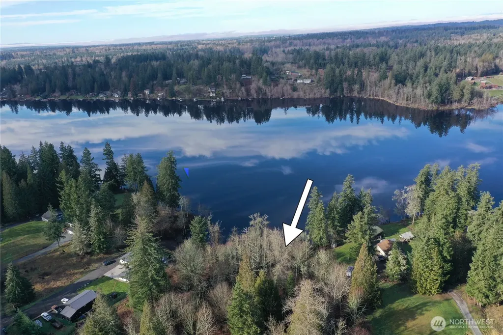 33722 Thomas Road E Eatonville WA 98328