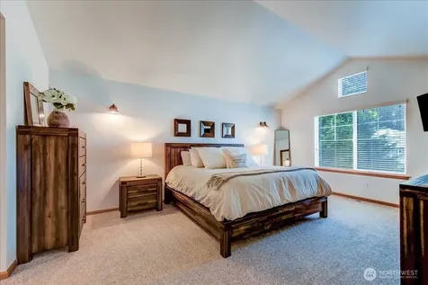 907 196th Place SW Lynnwood WA 98036