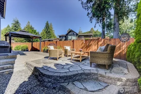 907 196th Place SW Lynnwood WA 98036