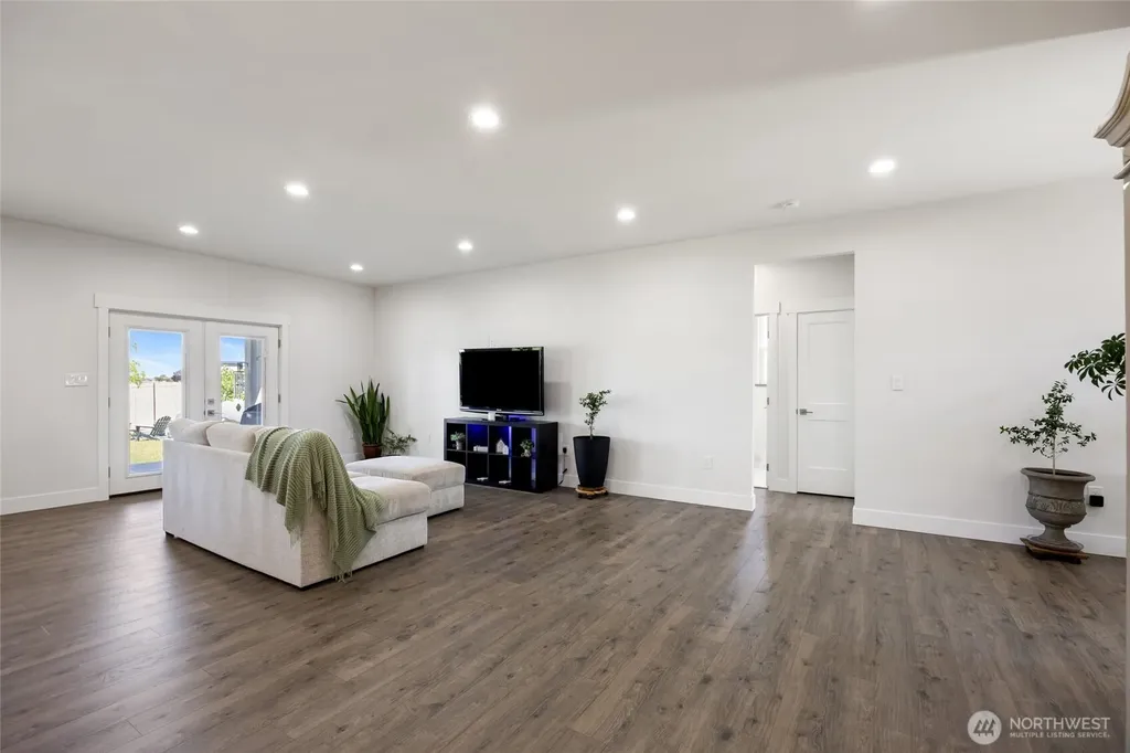 409 S Birch Street Moses Lake WA 98837