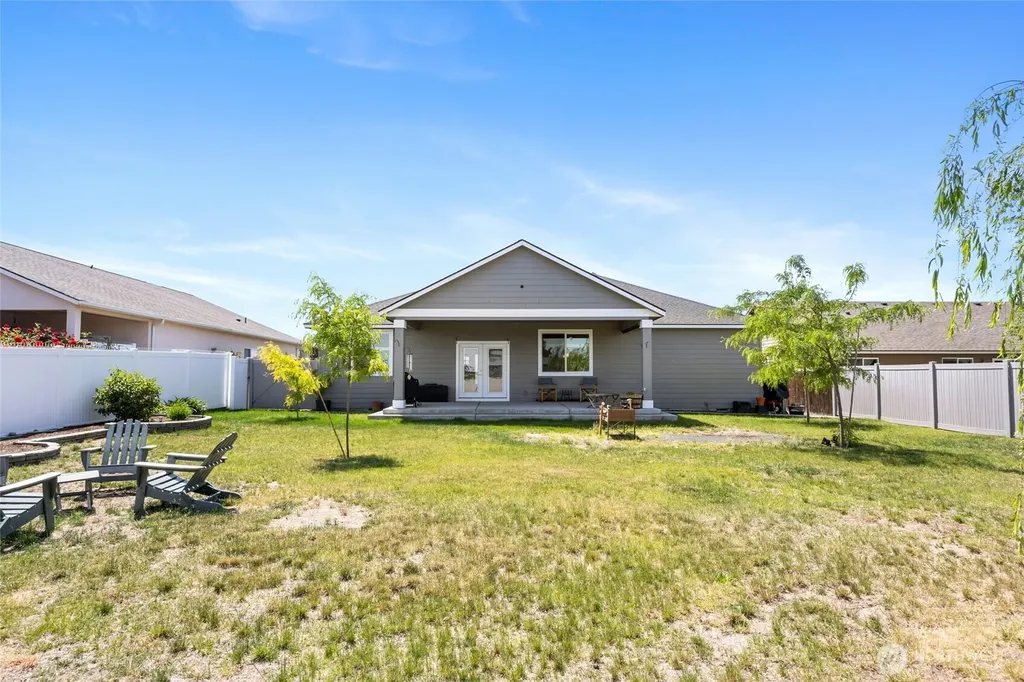 409 S Birch Street Moses Lake WA 98837
