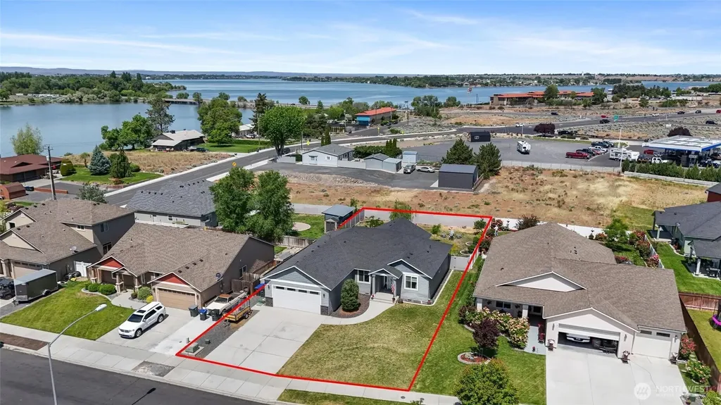 409 S Birch Street Moses Lake WA 98837