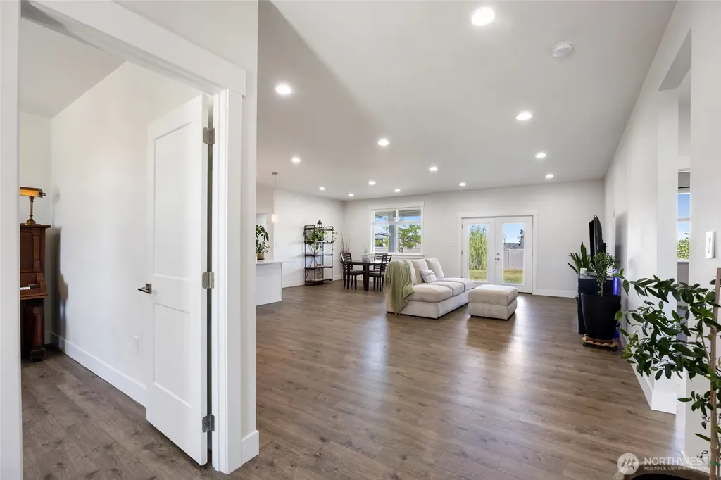 409 S Birch Street Moses Lake WA 98837