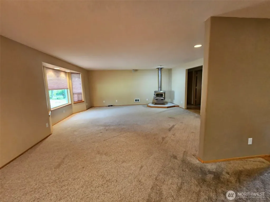 701 E Road Of Tralee Shelton WA 98584