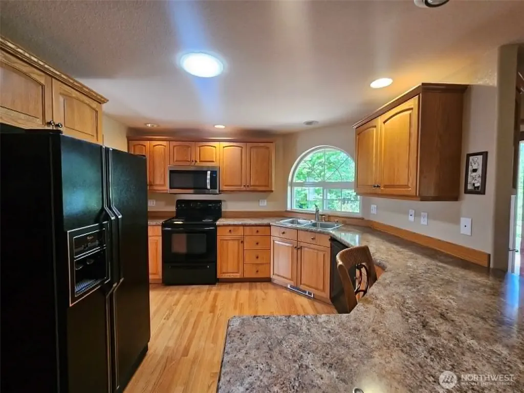 701 E Road Of Tralee Shelton WA 98584