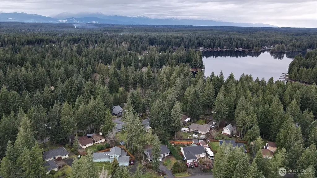 701 E Road Of Tralee Shelton WA 98584