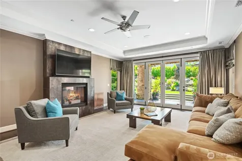 435 8th Avenue W Kirkland WA 98033