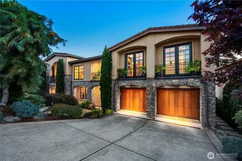 435 8th Avenue W Kirkland WA 98033