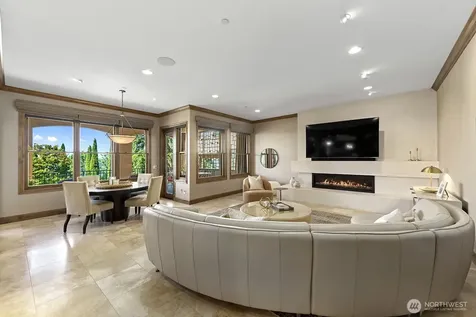 435 8th Avenue W Kirkland WA 98033