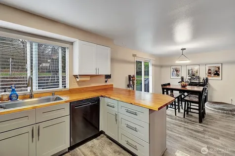 23523 131st Avenue SE Snohomish WA 98296