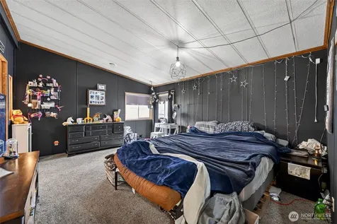 7812 18th Avenue Ct E Tacoma WA 98404