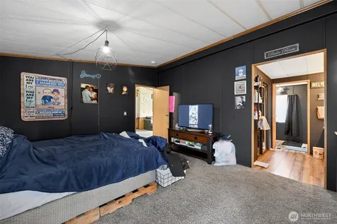 7812 18th Avenue Ct E Tacoma WA 98404