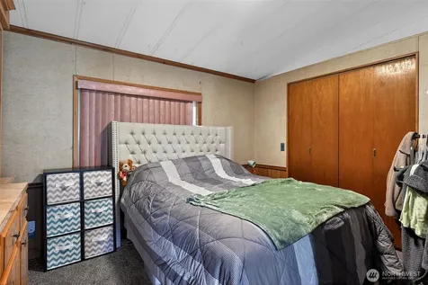 7812 18th Avenue Ct E Tacoma WA 98404
