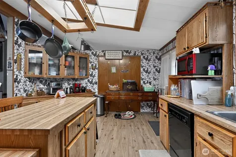 7812 18th Avenue Ct E Tacoma WA 98404