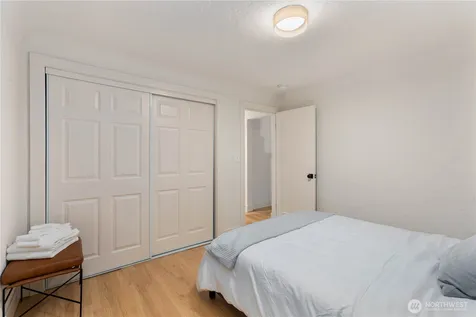 8731 13th Avenue NW Seattle WA 98117