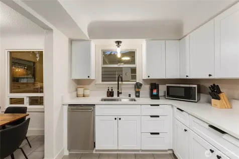 8731 13th Avenue NW Seattle WA 98117