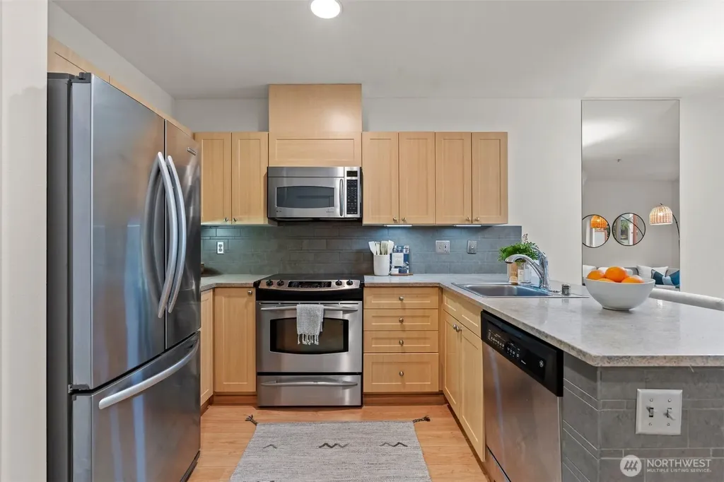 2717 Western Avenue Seattle WA 98121