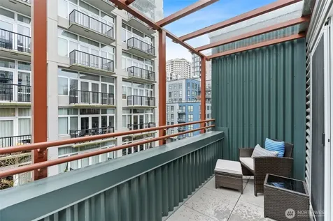 2717 Western Avenue Seattle WA 98121