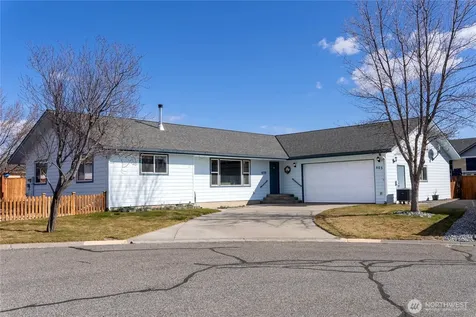 605 Pinyon Place Omak WA 98841