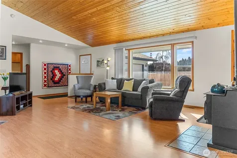 605 Pinyon Place Omak WA 98841