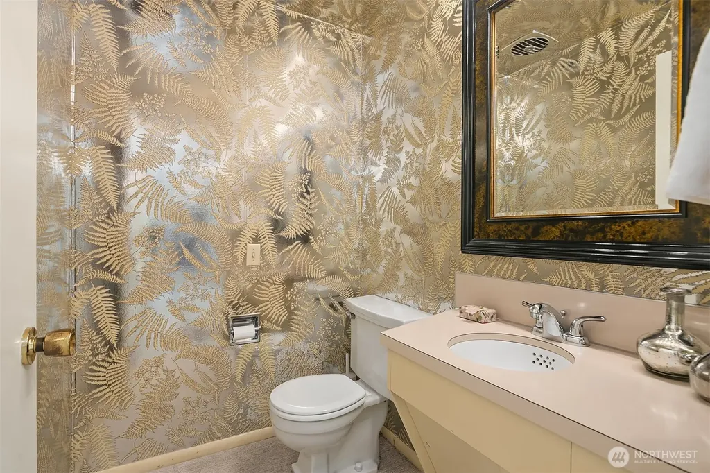 6555 NE Windermere Road Seattle WA 98105