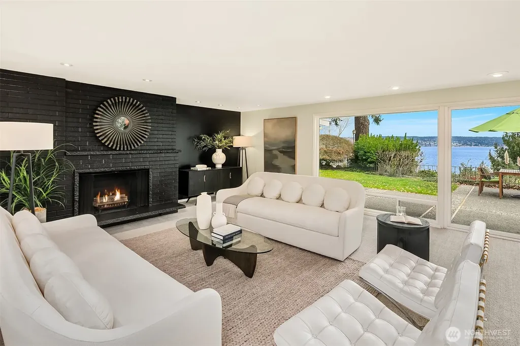 6555 NE Windermere Road Seattle WA 98105