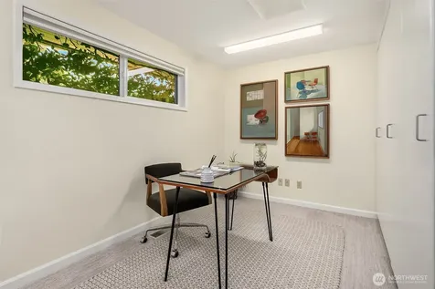 6555 NE Windermere Road Seattle WA 98105