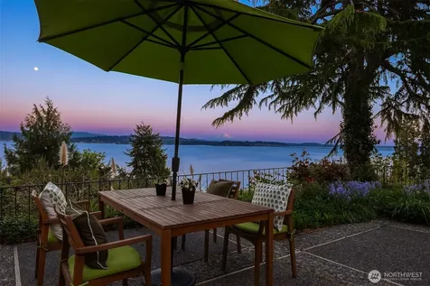 6555 NE Windermere Road Seattle WA 98105