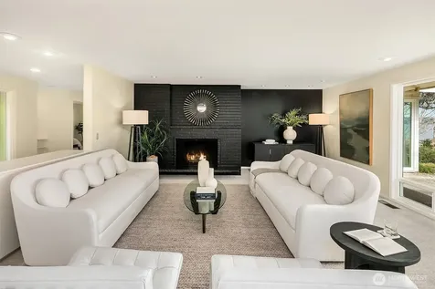 6555 NE Windermere Road Seattle WA 98105