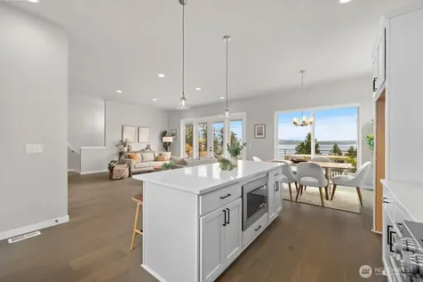 2218 Cleven Park Road Camano Island WA 98282