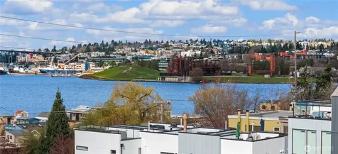 73 E Lynn Street Seattle WA 98102