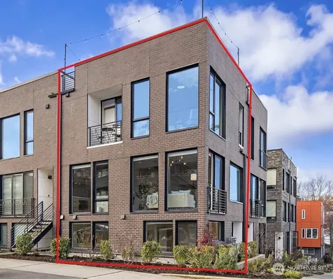 73 E Lynn Street Seattle WA 98102