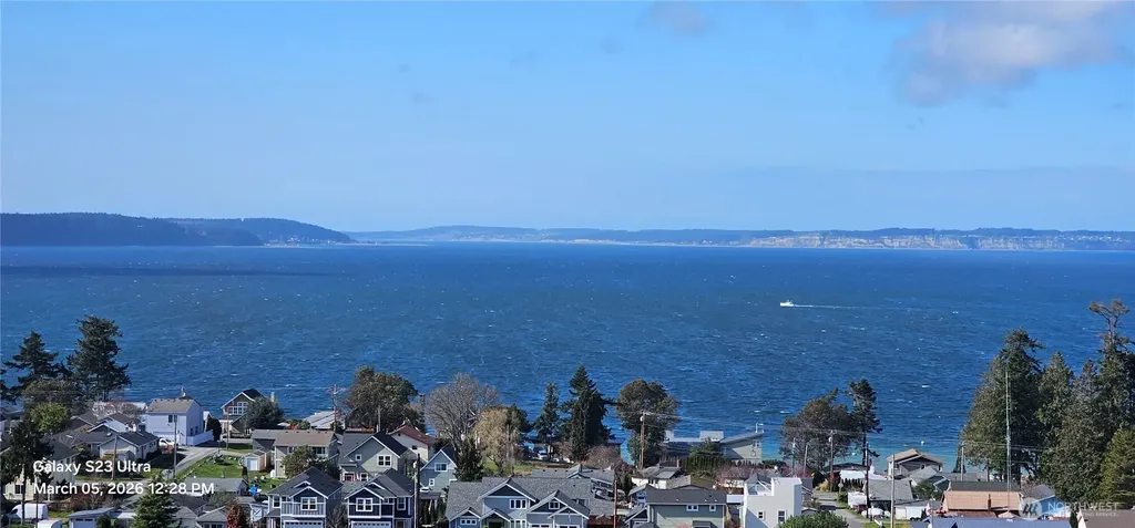 211 Arbor Terrace Camano Island WA 98282
