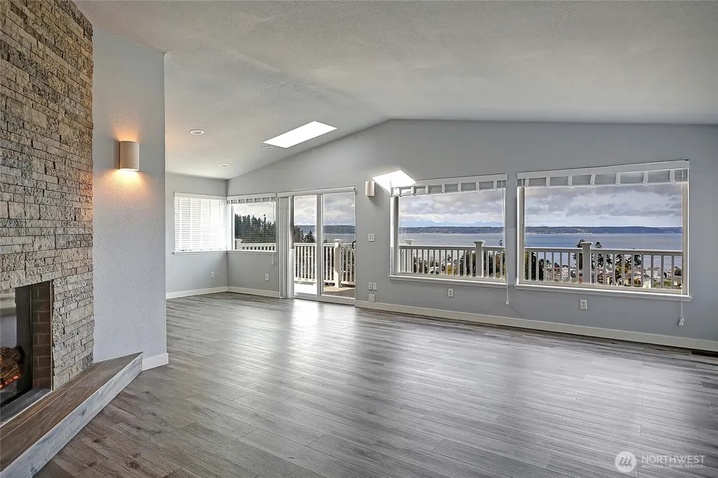 211 Arbor Terrace Camano Island WA 98282