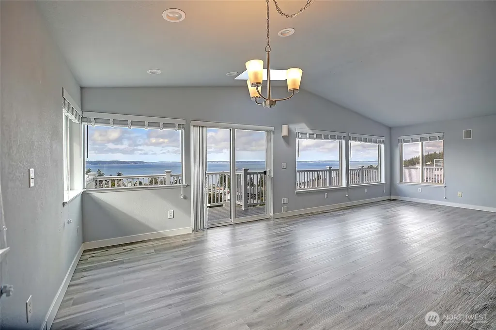 211 Arbor Terrace Camano Island WA 98282