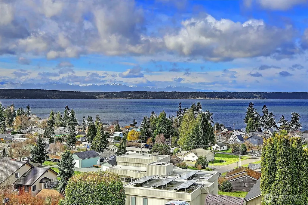 211 Arbor Terrace Camano Island WA 98282