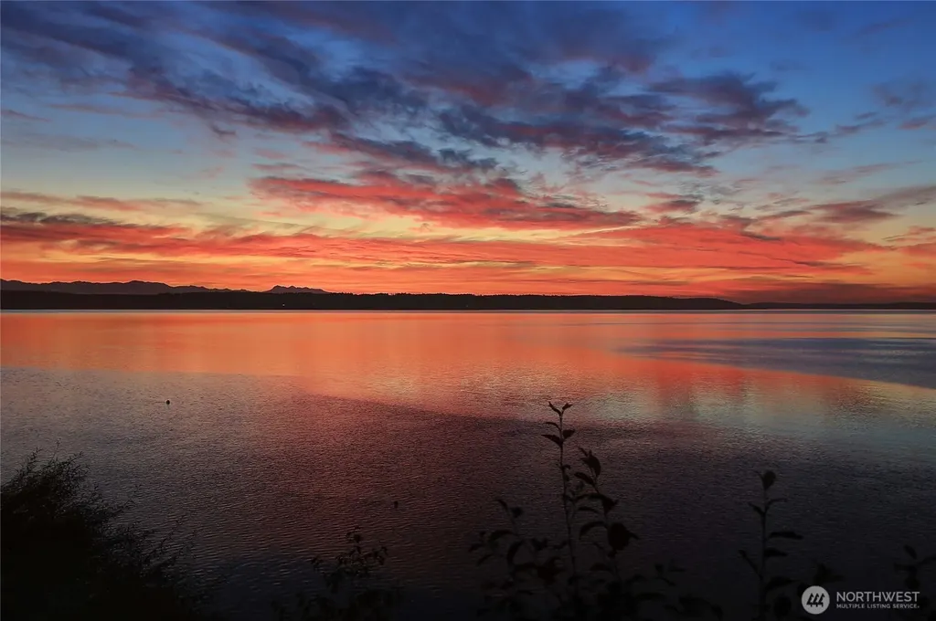 211 Arbor Terrace Camano Island WA 98282