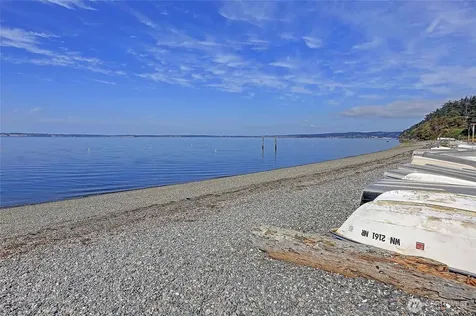 211 Arbor Terrace Camano Island WA 98282
