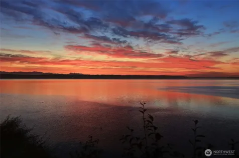 211 Arbor Terrace Camano Island WA 98282