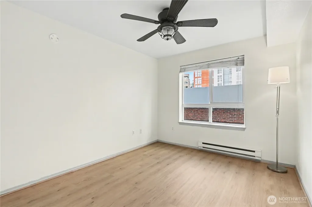 3028 Western Avenue Seattle WA 98121
