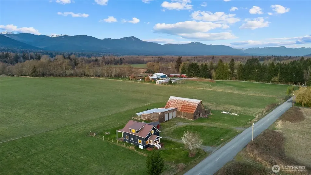 30731 Walberg Road Sedro Woolley WA 98284