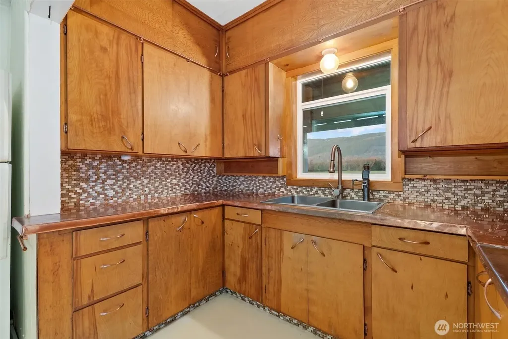 30731 Walberg Road Sedro Woolley WA 98284