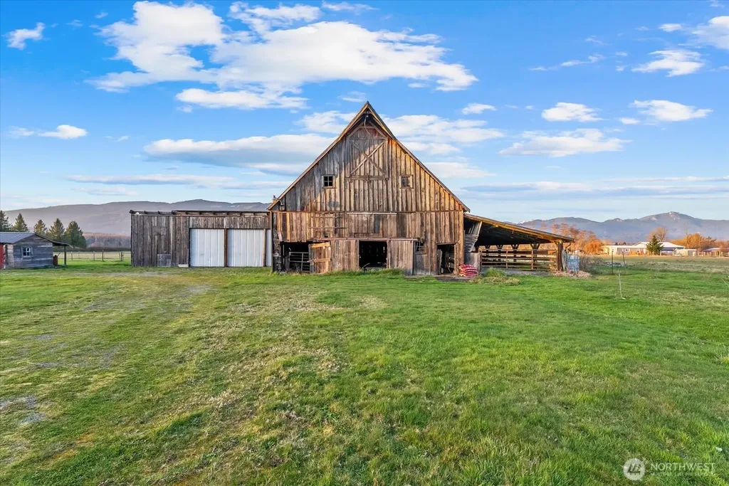 30731 Walberg Road Sedro Woolley WA 98284