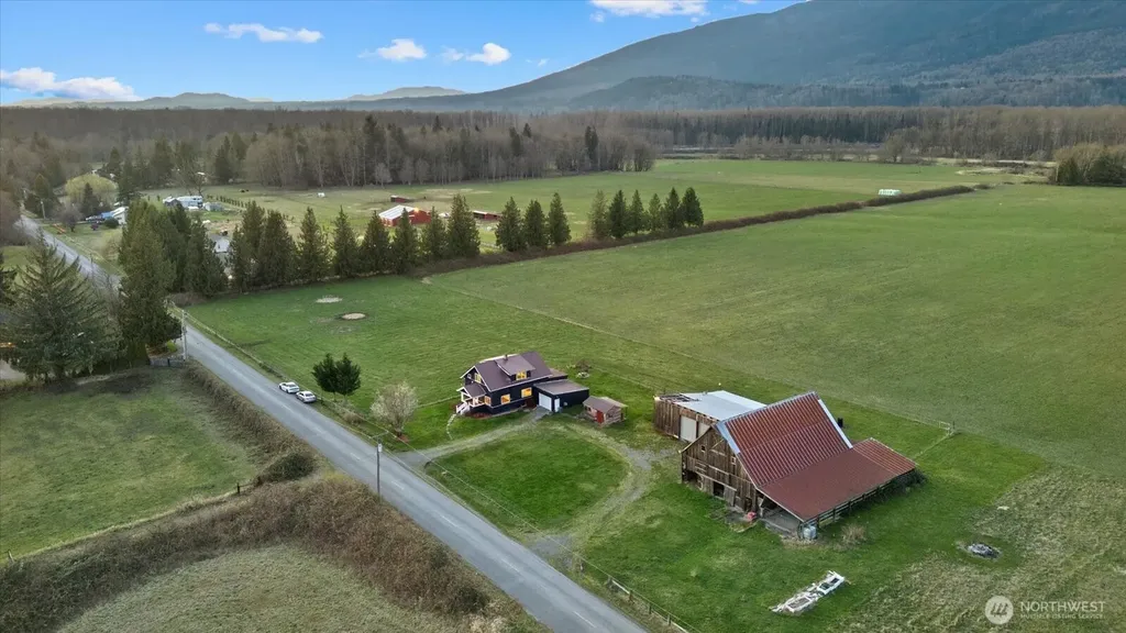 30731 Walberg Road Sedro Woolley WA 98284